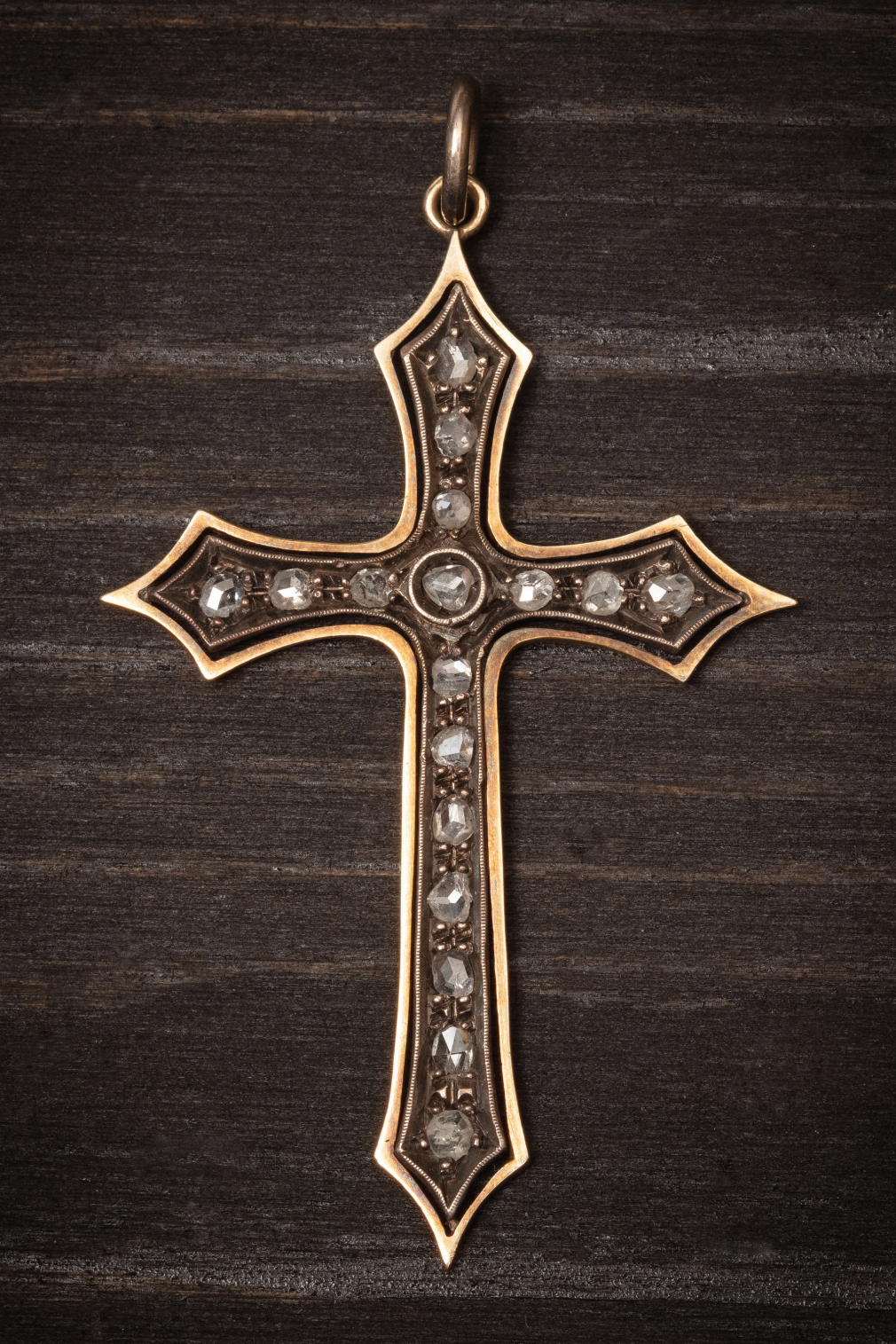 Крест с алмазами - фото - 1