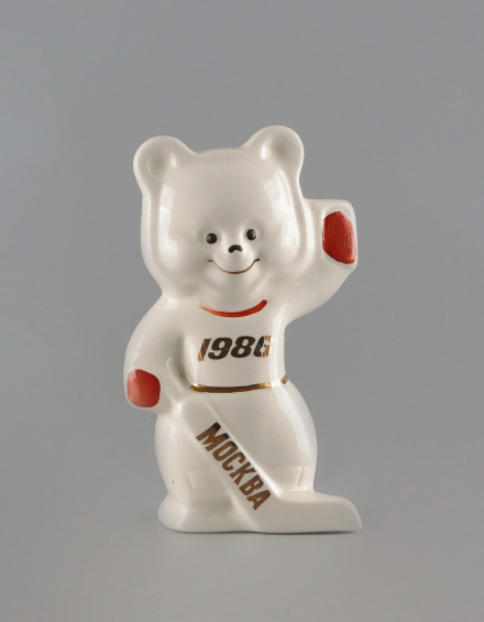 Скульптура Медведь талисман по хоккею 1986 г. - фото - 1